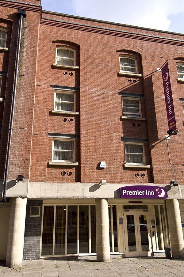 Premier Inn Bristol City Centre King Street Εξωτερικό φωτογραφία