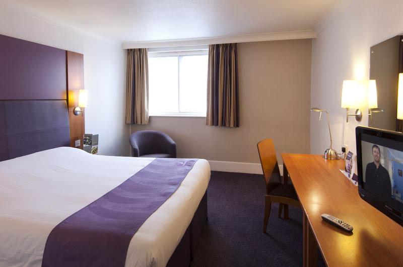 Premier Inn Bristol City Centre King Street Εξωτερικό φωτογραφία